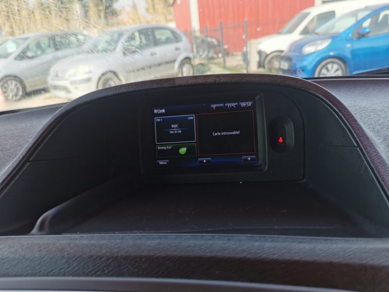 RENAULT KANGOO EXPRESS 2018. L'innovation technologique est au cœur de la stratégie d'Auto Dakar avec l'intégration des dernières avancées automobiles dans notre gamme de véhicules. Nous proposons également des formations personnalisées pour vous familiariser avec les nouvelles technologies embarquées.