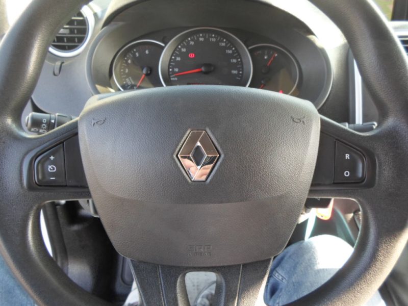 RENAULT KANGOO II 1.5 DCI 90 2019. Auto Dakar met à votre disposition une équipe d'experts passionnés d'automobile