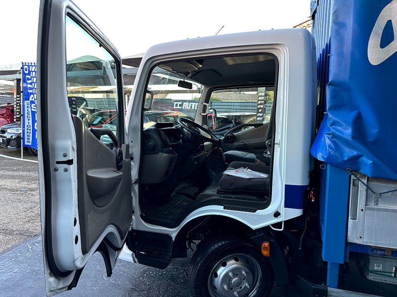 RENAULT MAXITY 2008. Auto Dakar, partenaire privilégié des professionnels pour leurs flottes automobiles