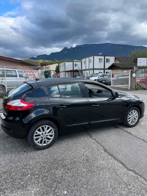 RENAULT MEGANE 3 GARANTIE 12 MOIS 2014. Voitures neuves et d'occasion certifiées : Auto Dakar garantit la qualité