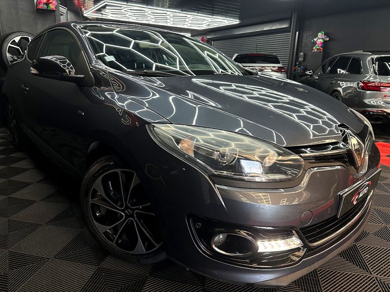 RENAULT MEGANE III COUPÉ 2016. Auto Dakar investit dans les technologies modernes pour optimiser vos services