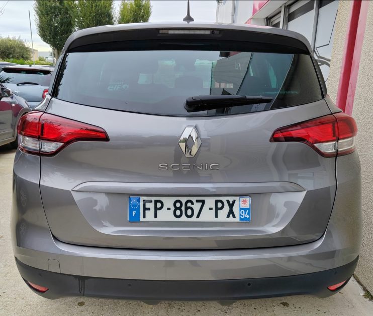 RENAULT SCENIC 2020. Le service après-vente d'Auto Dakar dispose d'ateliers ultramodernes équipés des dernières technologies de diagnostic automobile. Nos techniciens certifiés assurent la maintenance préventive et curative de votre véhicule avec des pièces détachées d'origine pour préserver ses performances optimales.