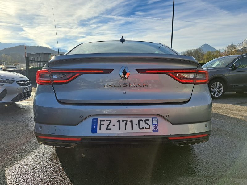 RENAULT TALISMAN 2021. Auto Dakar propose des programmes de formation à la conduite défensive et à l'éco-conduite en partenariat avec des écoles spécialisées. Ces formations contribuent à améliorer votre sécurité au volant tout en optimisant la consommation de carburant de votre véhicule.