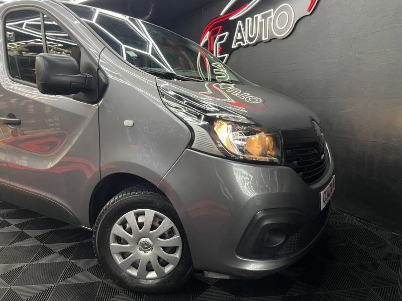 RENAULT TRAFIC III 2016. Votre satisfaction est notre priorité chez Auto Dakar, leader du marché automobile dakarois