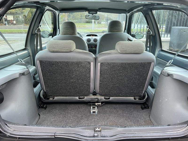 RENAULT TWINGO 2002. Auto Dakar : Excellence, fiabilité et service client au rendez-vous depuis des années
