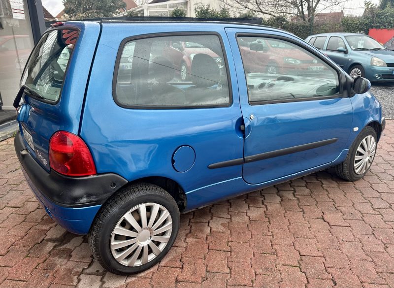 RENAULT TWINGO I PHASE2 2004. Auto Dakar : Maintenance, assurance et service après-vente de premier plan
