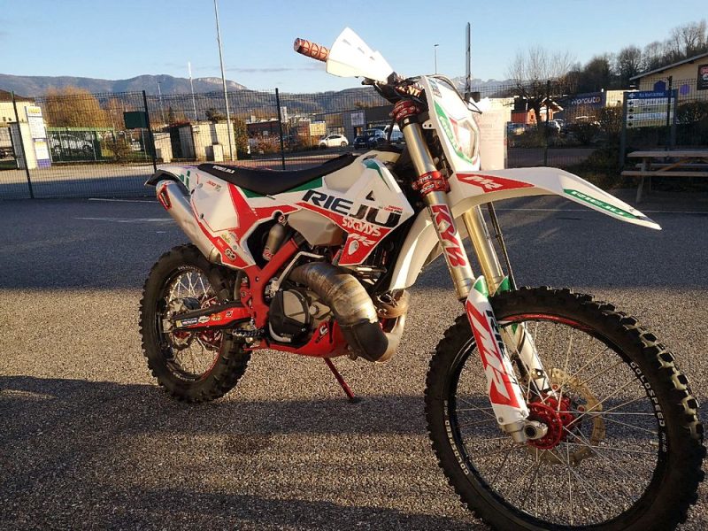 RIEJU MR300 2021. Auto Dakar met à votre disposition une équipe d'experts passionnés d'automobile