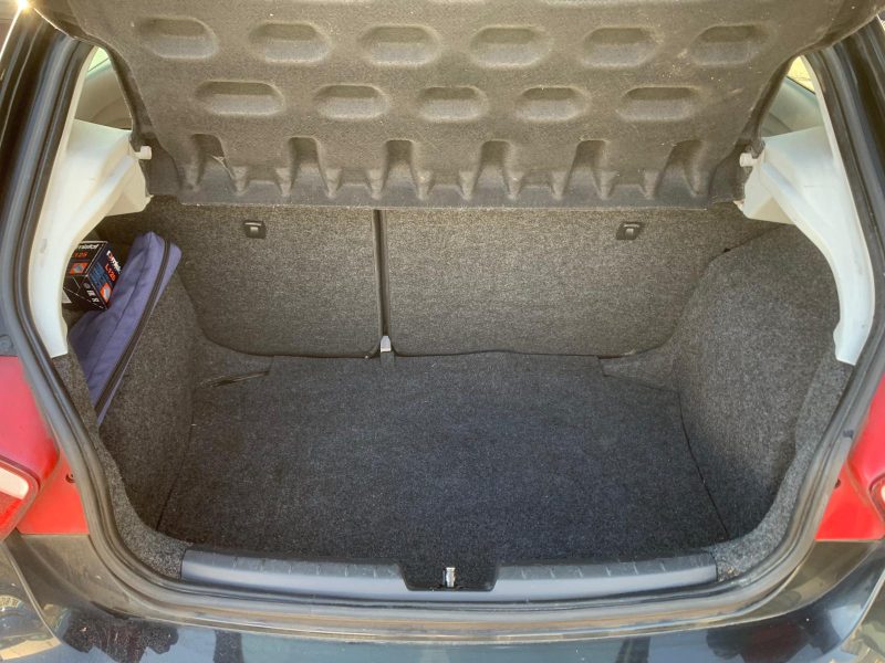 SEAT IBIZA IV COPA 2011. La qualité de service d'Auto Dakar est certifiée par des organismes indépendants et reconnue par de nombreux prix professionnels. Cette reconnaissance officielle témoigne de notre engagement constant envers l'excellence et la satisfaction client dans tous nos processus.