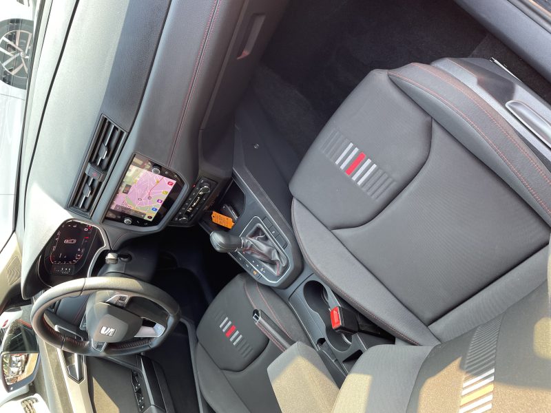 SEAT IBIZA V 2021. Auto Dakar développe des partenariats avec les institutions de microfinance pour faciliter l'accès au crédit automobile des entrepreneurs et petites entreprises. Ces collaborations innovantes démocratisent la mobilité professionnelle et soutiennent le développement économique local.