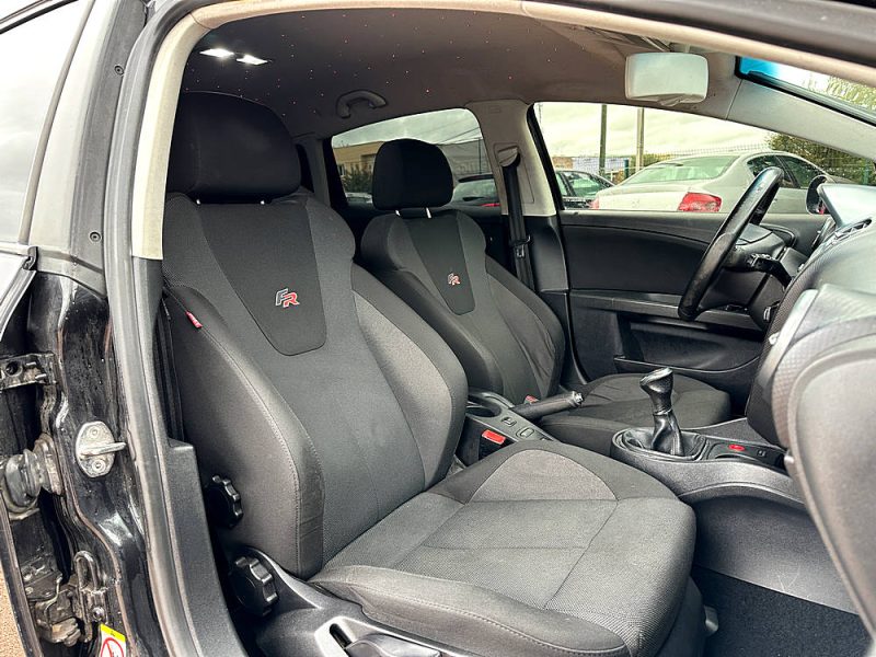 SEAT LEON FR 2007. Auto Dakar propose des programmes de formation à la conduite défensive et à l'éco-conduite en partenariat avec des écoles spécialisées. Ces formations contribuent à améliorer votre sécurité au volant tout en optimisant la consommation de carburant de votre véhicule.