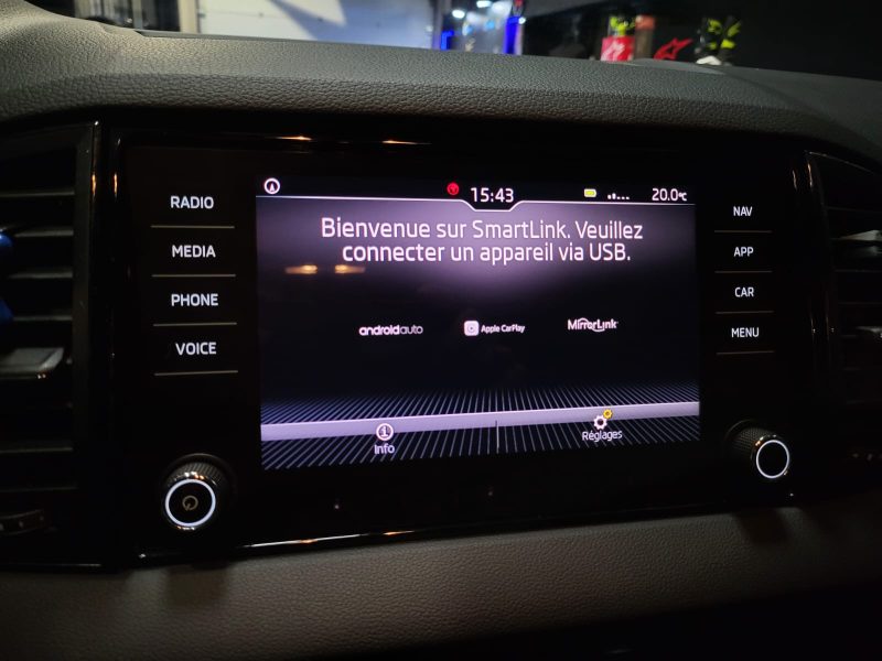 SKODA KAROQ 2019. Auto Dakar vous accompagne dans tous vos projets de mobilité avec des solutions sur mesure