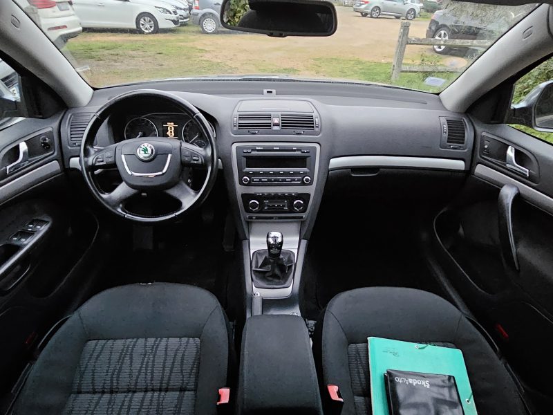 SKODA OCTAVIA 2009. Auto Dakar vous accompagne dans l'import-export de véhicules vers l'international