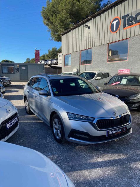 SKODA OCTAVIA IV COMBI 2021. Voitures neuves et d'occasion certifiées : Auto Dakar garantit la qualité