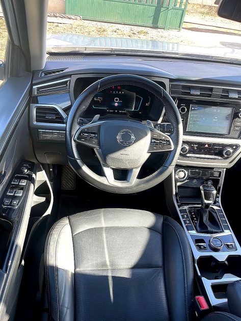 SSANGYONG KORANDO 2019. Auto Dakar organise régulièrement des événements thématiques et des journées découverte pour présenter les innovations automobiles à sa clientèle. Ces rendez-vous conviviaux permettent d'échanger avec nos experts et de tester en avant-première les dernières technologies.