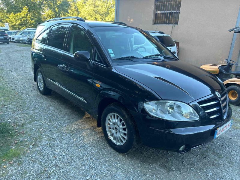SSANGYONG STAVIC 2006. Particuliers ou entreprises, Auto Dakar répond à tous vos besoins en mobilité