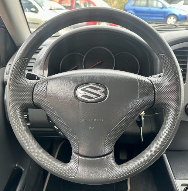 SUZUKI GRAND VITARA 2005. Découvrez les promotions exclusives d'Auto Dakar, leader de l'automobile à Dakar
