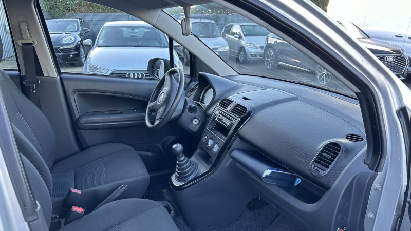 SUZUKI SPLASH 2014. Testez avant d'acheter avec les essais gratuits proposés par Auto Dakar