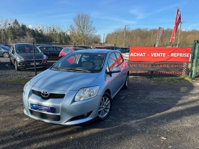 TOYOTA AURIS 1.6 ACTIVE 2009. Auto Dakar met à votre disposition un service de livraison à domicile gratuit dans tout Dakar pour votre nouveau véhicule. Notre équipe s'occupe également de toutes les formalités administratives et vous accompagne dans les démarches d'immatriculation et d'assurance.