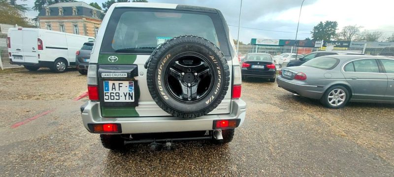 TOYOTA LAND CRUISER 90 2001. Voitures neuves et d'occasion certifiées : Auto Dakar garantit la qualité