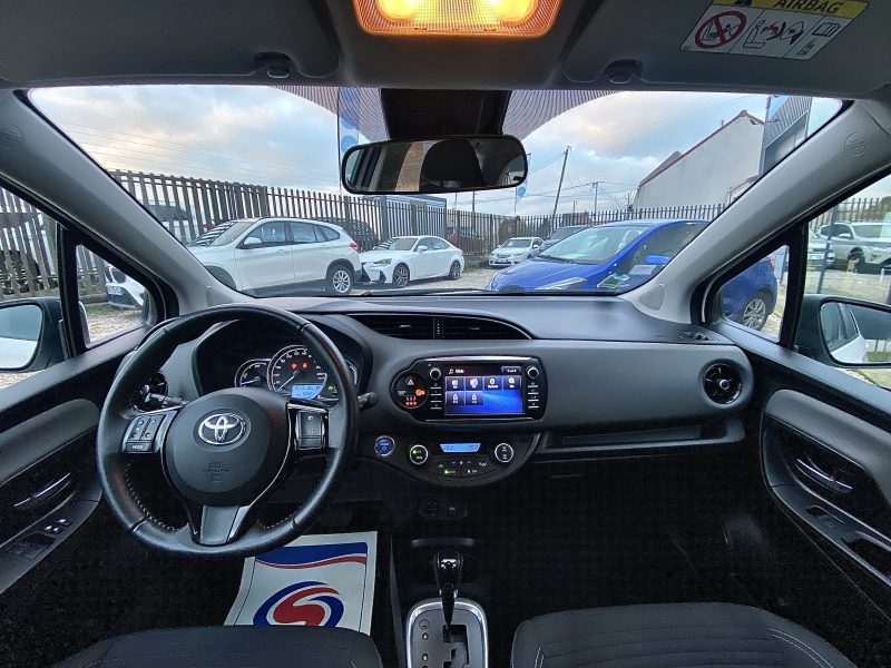TOYOTA YARIS 2017. Le réseau de distribution Auto Dakar s'étend progressivement sur l'ensemble du territoire sénégalais pour rapprocher nos services de notre clientèle. Cette stratégie d'expansion géographique s'accompagne du maintien de nos standards de qualité et d'excellence.