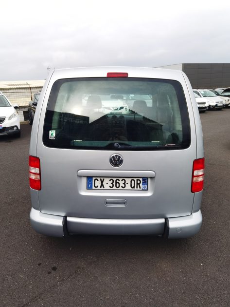 VOLKSWAGEN CADDY III TPMR 1.6 TDI RAMPE MANUELLE 2013. Auto Dakar : Maintenance, assurance et service après-vente de premier plan