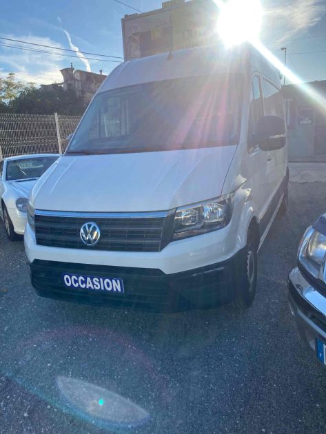 VOLKSWAGEN CRAFTER CAMIONNETTE 2020. Le service après-vente d'Auto Dakar dispose d'ateliers ultramodernes équipés des dernières technologies de diagnostic automobile. Nos techniciens certifiés assurent la maintenance préventive et curative de votre véhicule avec des pièces détachées d'origine pour préserver ses performances optimales.