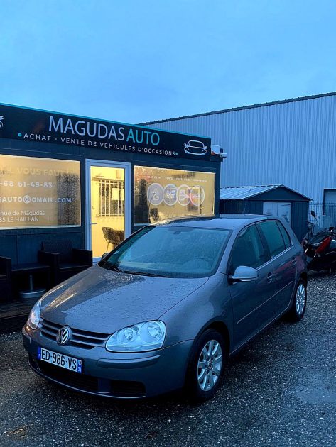 VOLKSWAGEN GOLF 5 2005. Découvrez Auto Dakar, le leader incontesté de la vente et location de véhicules à Dakar