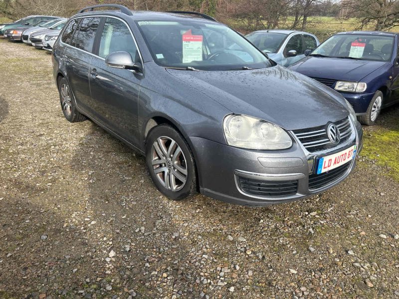 VOLKSWAGEN GOLF V VARIANT 2008. Le programme de fidélité Auto Dakar Premium récompense nos clients réguliers avec des avantages exclusifs et des réductions préférentielles. Les membres bénéficient également d'un accès prioritaire aux nouveautés et aux événements privés organisés par notre concession.