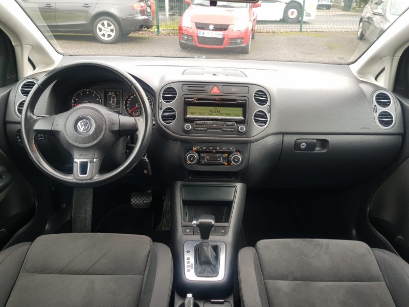 VOLKSWAGEN GOLF VI PLUS 2009. Concessionnaire de référence, Auto Dakar vous garantit transparence et qualité