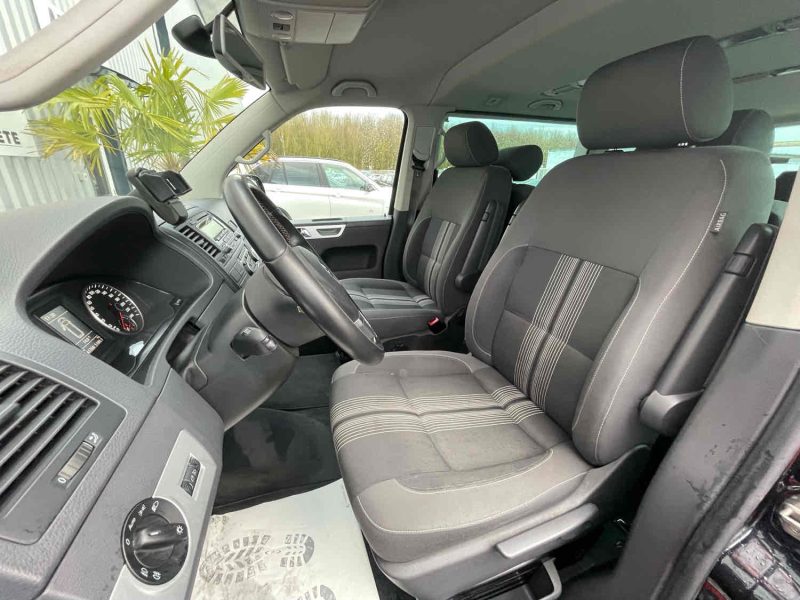 VOLKSWAGEN MULTIVAN V 2012. Solutions de financement flexibles chez Auto Dakar pour concrétiser vos projets