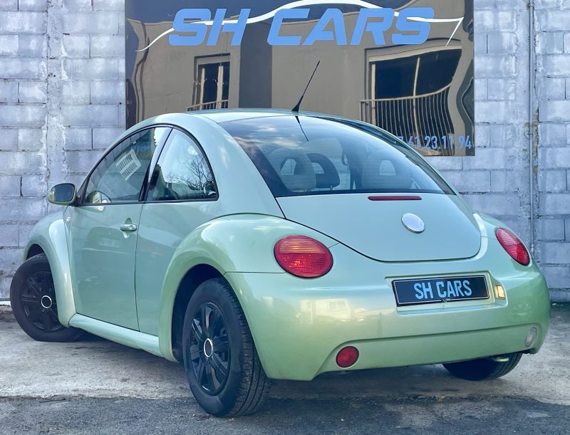 VOLKSWAGEN NEW BEETLE 2001. L'innovation technologique est au cœur de la stratégie d'Auto Dakar avec l'intégration des dernières avancées automobiles dans notre gamme de véhicules. Nous proposons également des formations personnalisées pour vous familiariser avec les nouvelles technologies embarquées.