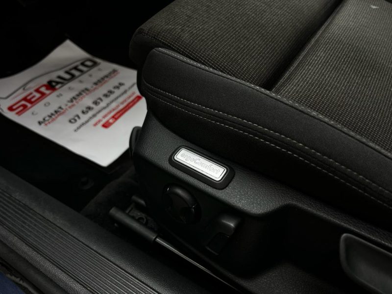 VOLKSWAGEN PASSAT 2016. Auto Dakar propose des contrats de location flexibles adaptés à chaque budget