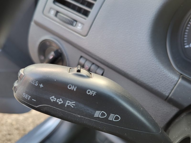 VOLKSWAGEN POLO IV 2006. Notre service d'expertise automobile Auto Dakar réalise des évaluations techniques complètes pour les compagnies d'assurance et tribunaux. Cette expertise judiciaire reconnue par les autorités compétentes garantit des analyses impartiales et professionnelles de haute qualité.