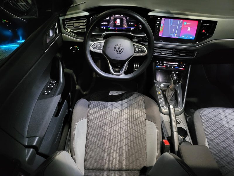 VOLKSWAGEN POLO VI 2021. Depuis plus de trois décennies, Auto Dakar construit sa réputation sur la confiance et l'excellence opérationnelle. Nous sommes fiers d'accompagner des milliers de familles et d'entreprises dans leurs projets de mobilité avec professionnalisme et intégrité.