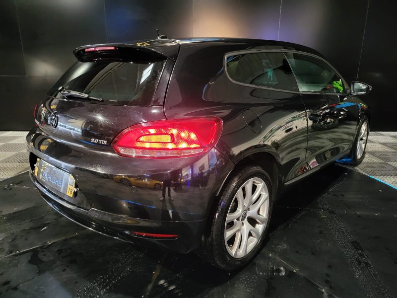 VOLKSWAGEN SCIROCCO III 2011. Auto Dakar propose un service de location avec chauffeur professionnel