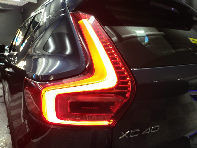 VOLVO XC40 2021. Auto Dakar propose une flotte diversifiée : berlines, SUV, 4x4, utilitaires et véhicules de luxe